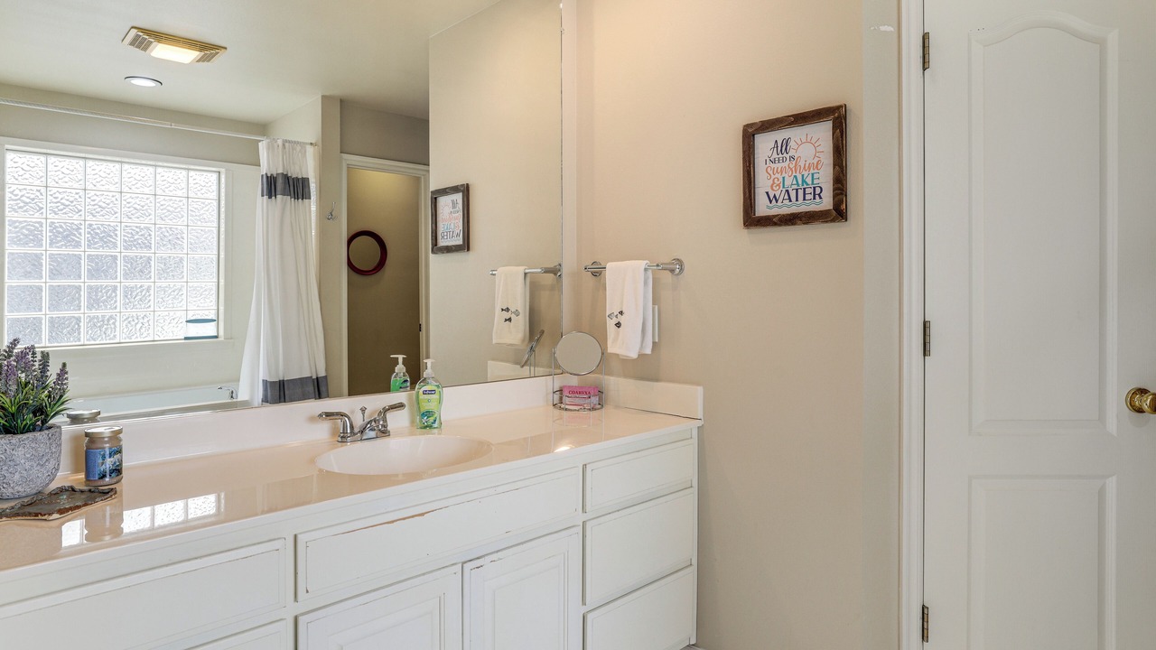 Photo of Bathroom in Grove