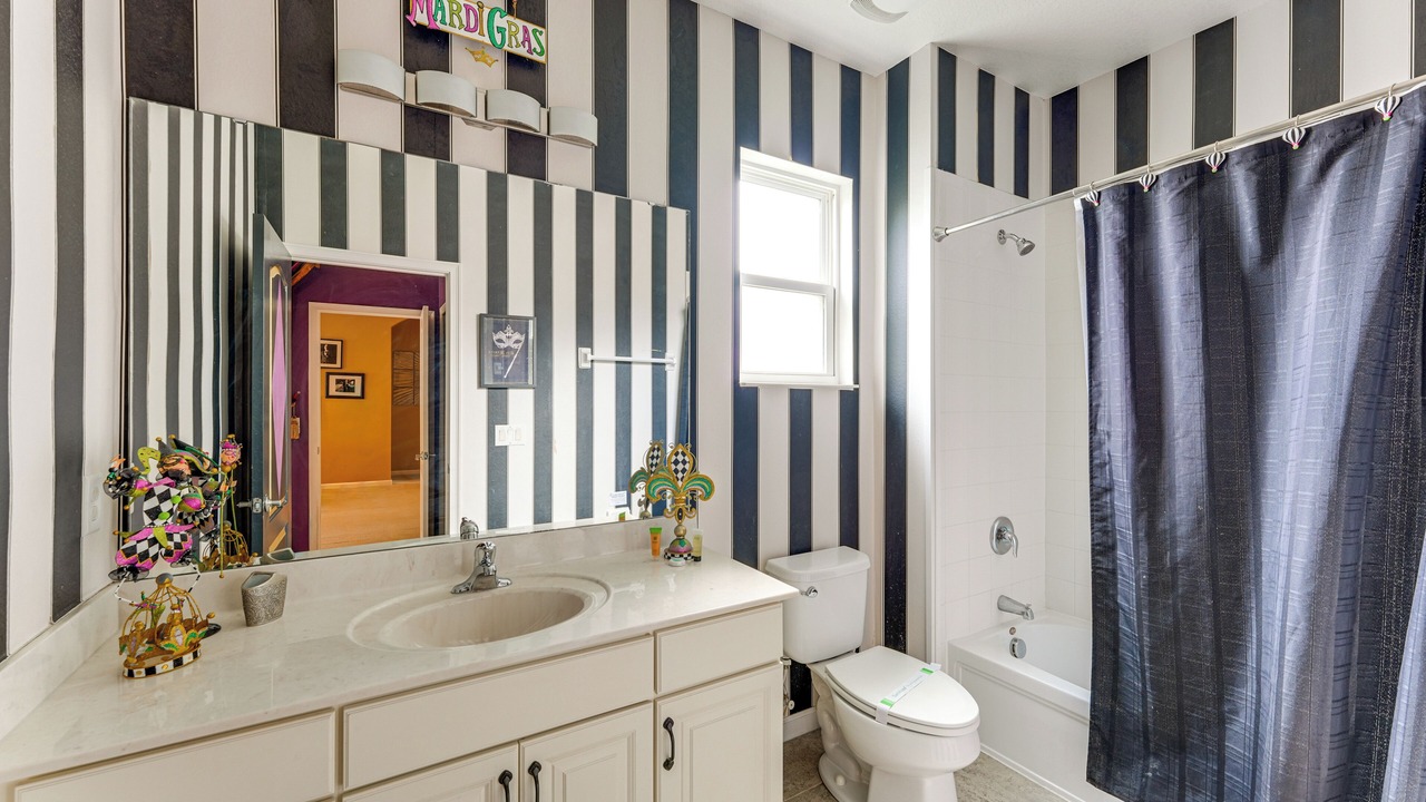 Photo of Bathroom in Watersong