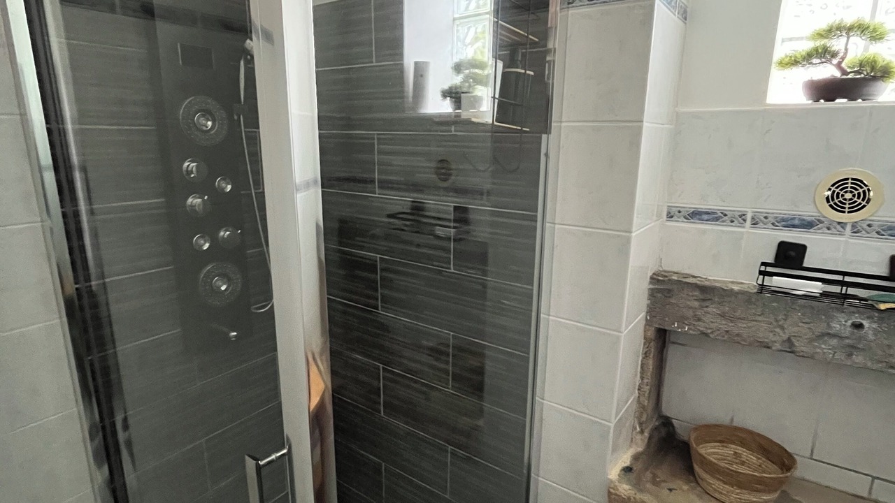 Photo of Bathroom in Capdenac