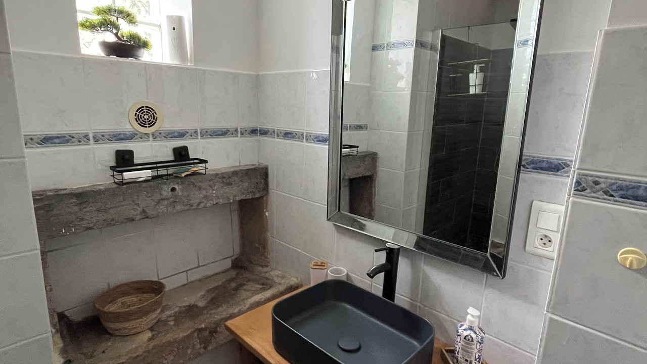 Photo of Bathroom in Capdenac