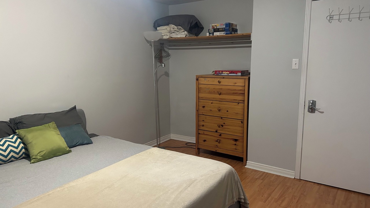 Photo of Bedroom in Les Collines-de-l'Outaouais Regional County Municipality