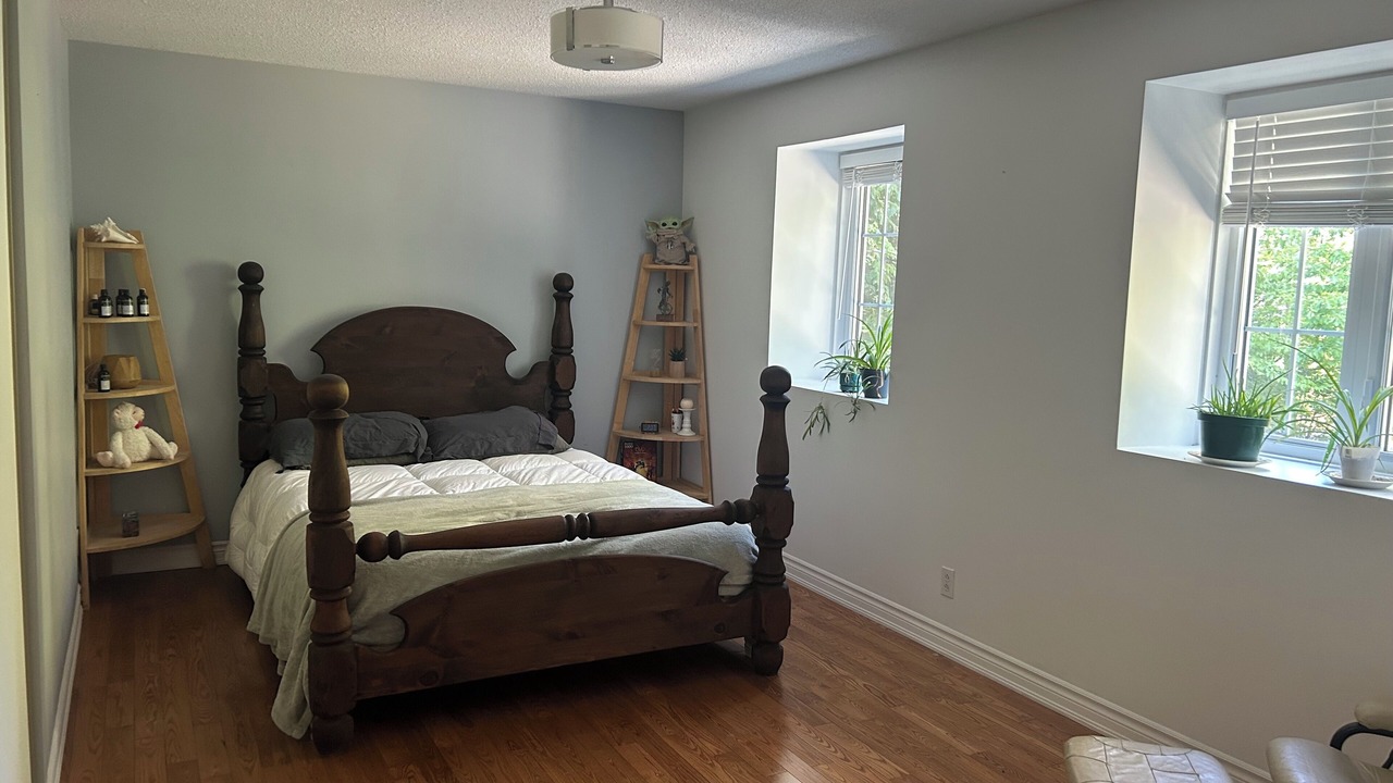 Photo of Bedroom in Les Collines-de-l'Outaouais Regional County Municipality