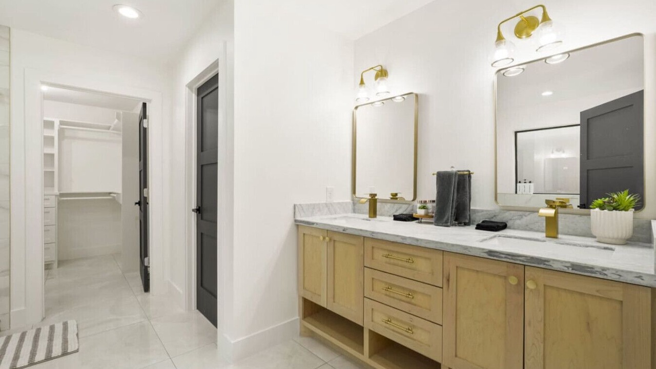 Photo of Bathroom in Woodlake - Briar Meadow