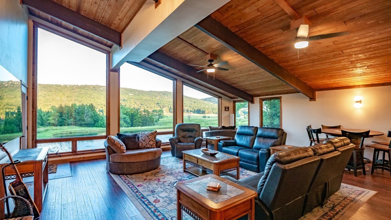 Photo of Bedroom in Timberline