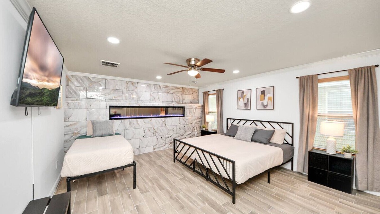 Photo of Bedroom in Northeast Houston
