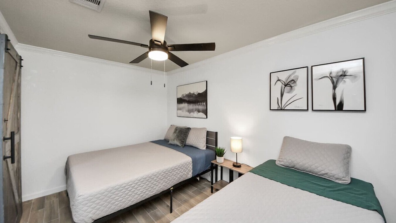 Photo of Bedroom in Northeast Houston