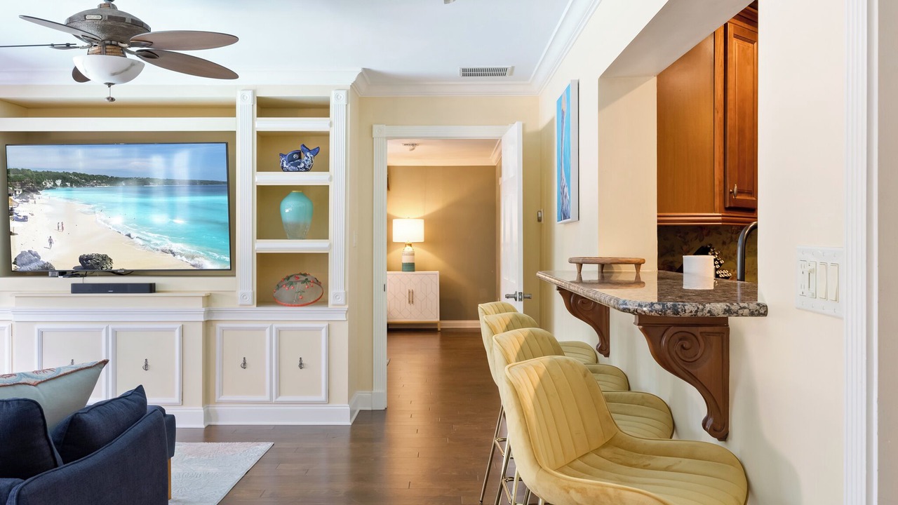 Photo of Livingroom in Cocoa Isles