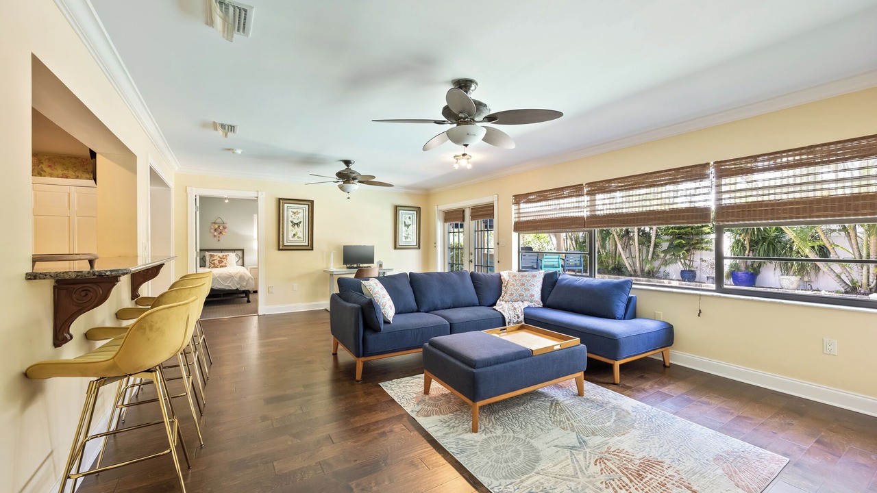 Photo of Others in Cocoa Isles