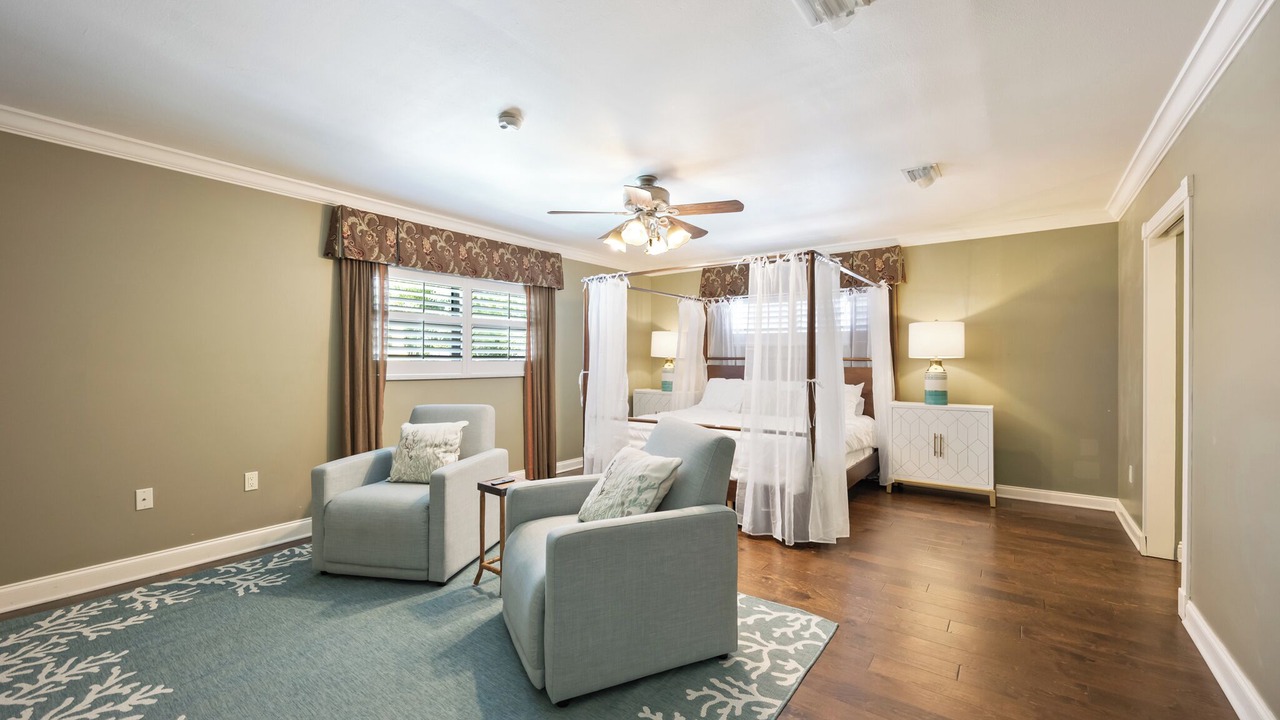 Photo of Bedroom in Cocoa Isles