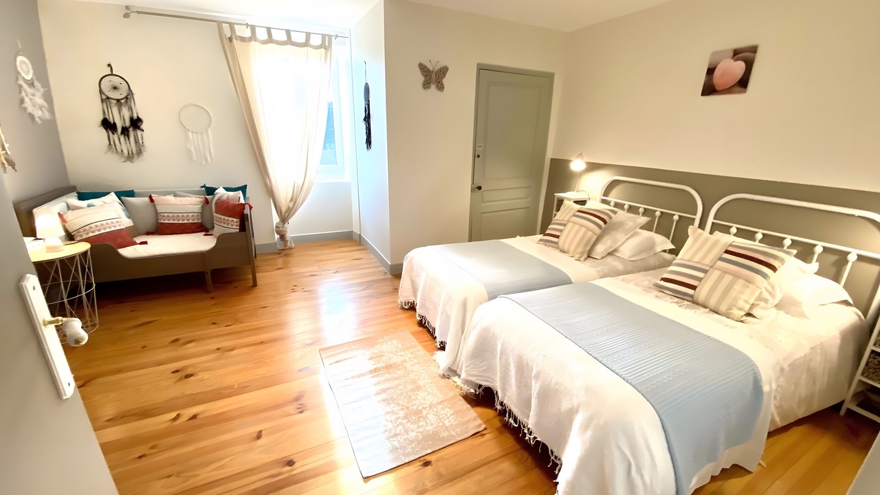 Photo of Bedroom in Saint-Pons