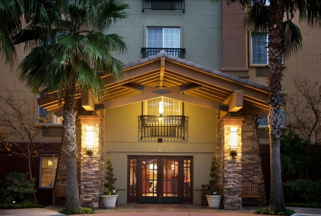 Photo of Outdoor in East Lake Hills