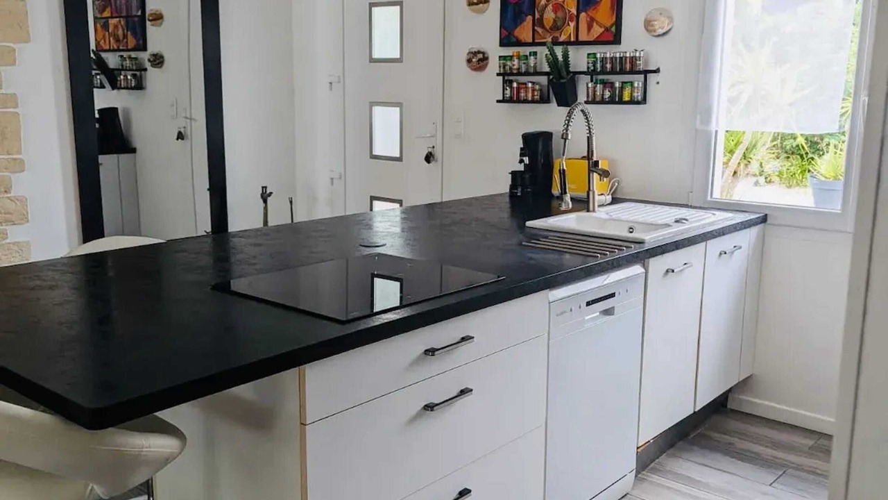 Photo of Kitchen in Saint-Paul-et-Valmalle