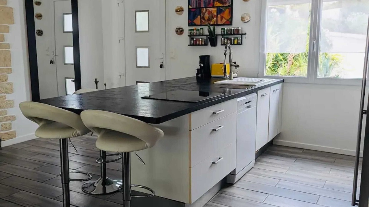 Photo of Kitchen in Saint-Paul-et-Valmalle