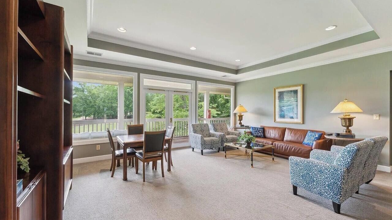 Photo of Livingroom in Chapel Hill