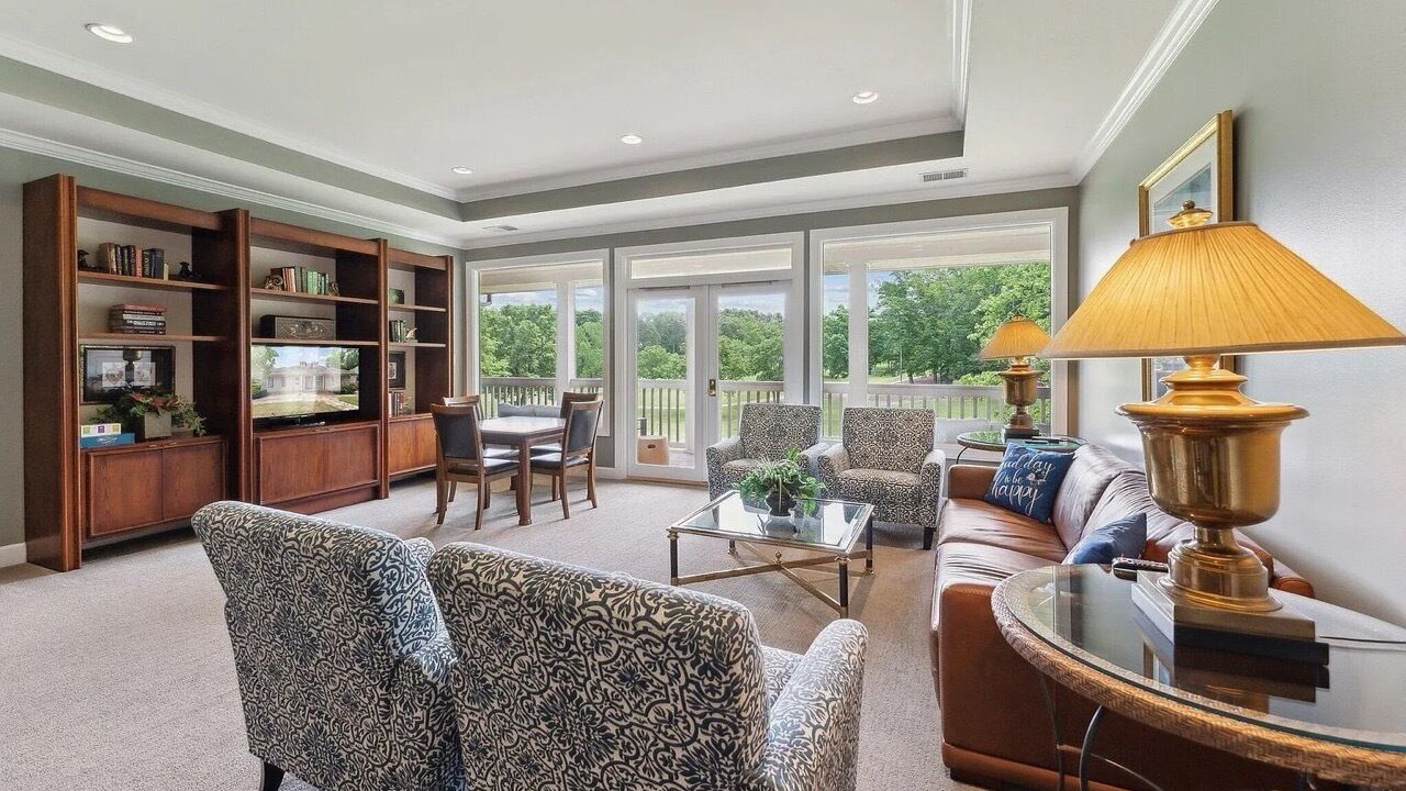 Photo of Livingroom in Chapel Hill