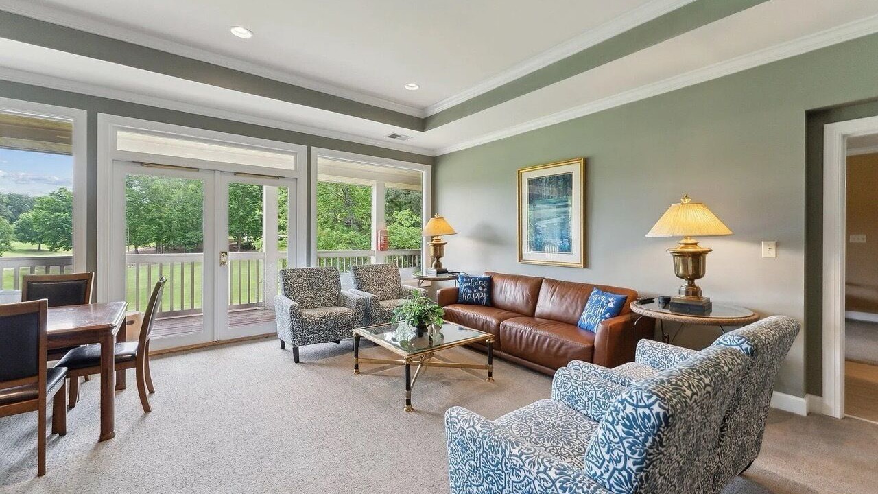 Photo of Livingroom in Chapel Hill