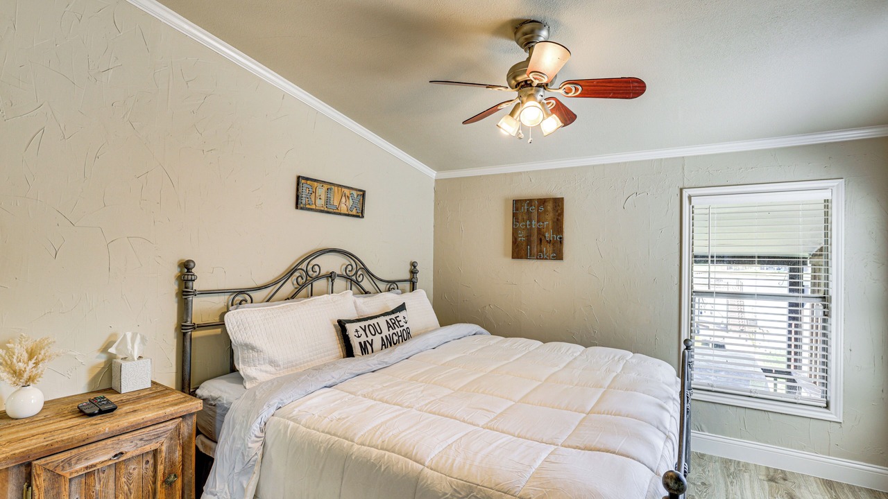 Photo of Bedroom in Carolyn Estates