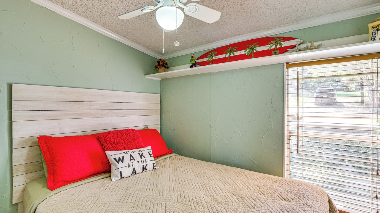 Photo of Bedroom in Carolyn Estates