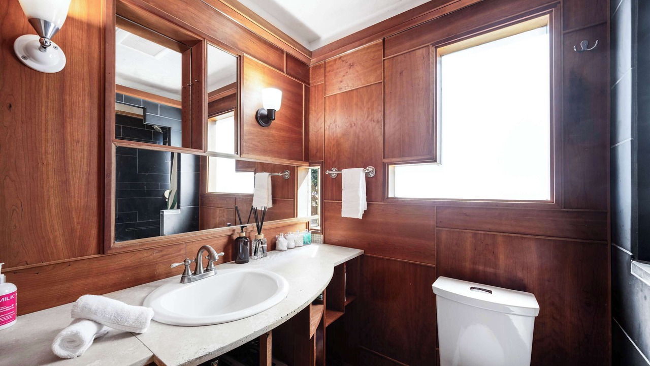 Photo of Bathroom in Northgate