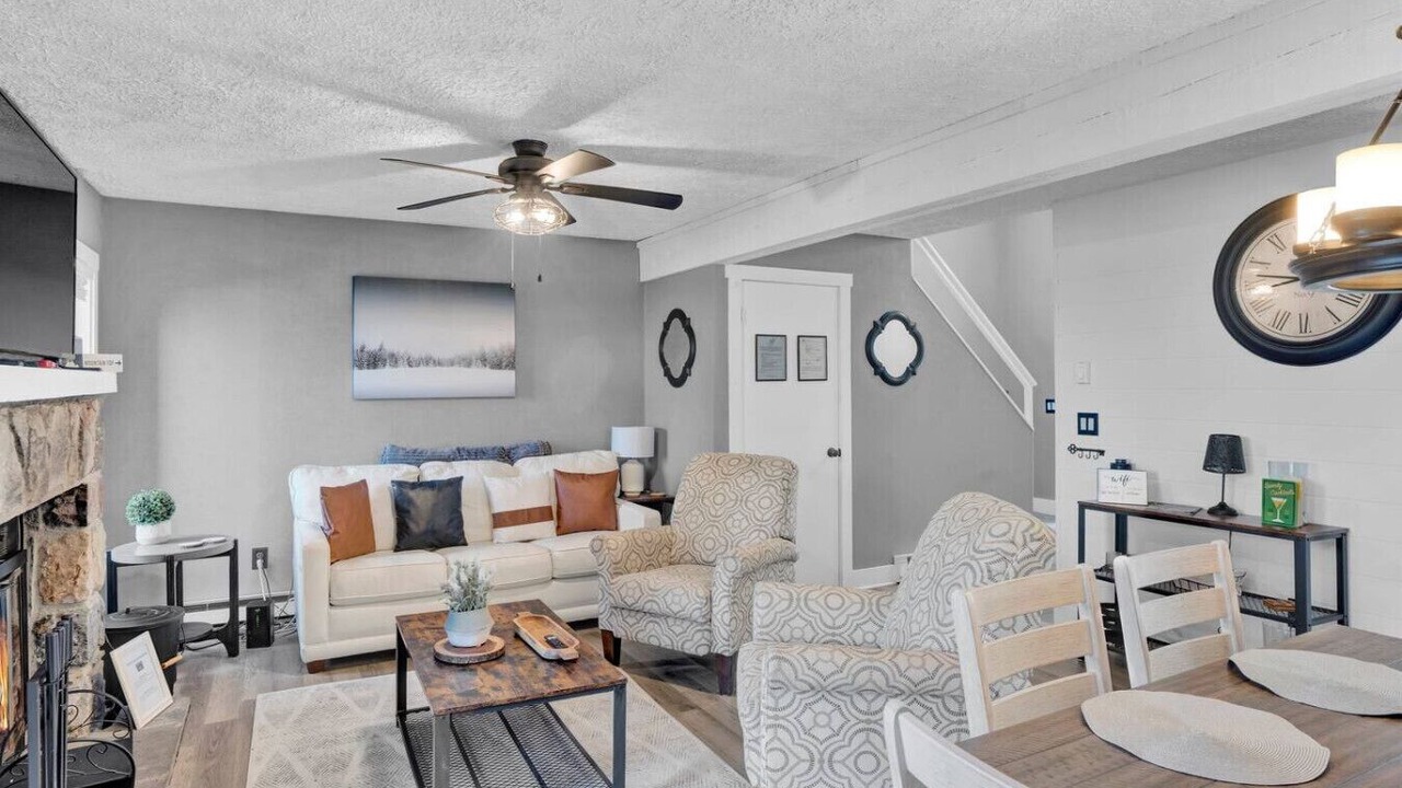 Photo of Livingroom in White Haven
