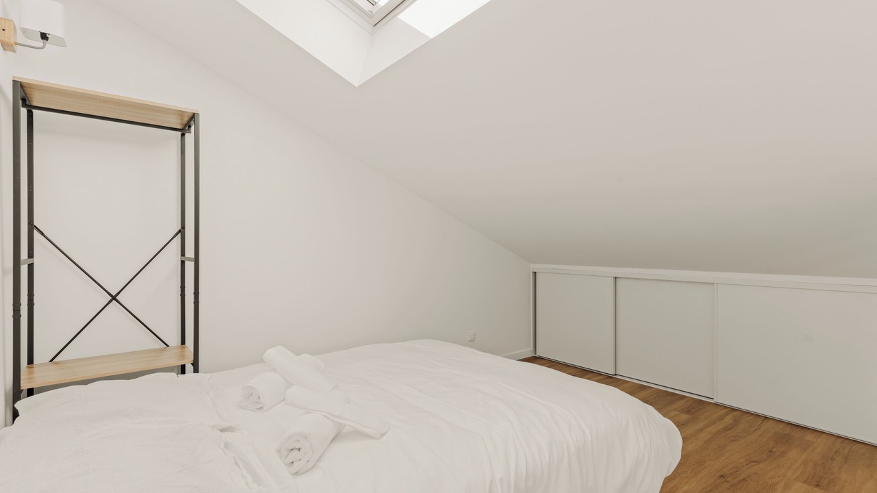 Photo of Bedroom in Decines-Charpieu