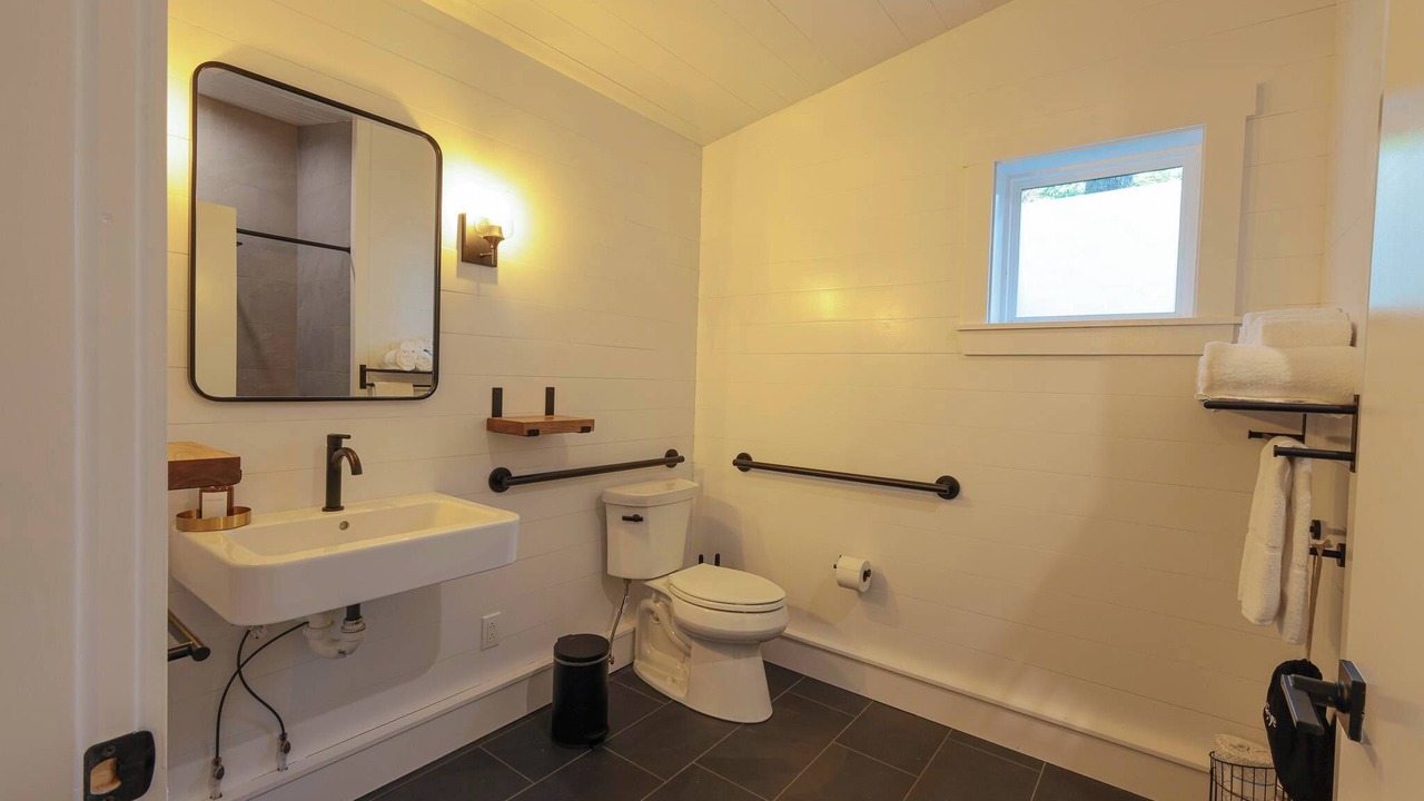 Photo of Bathroom in Freeport