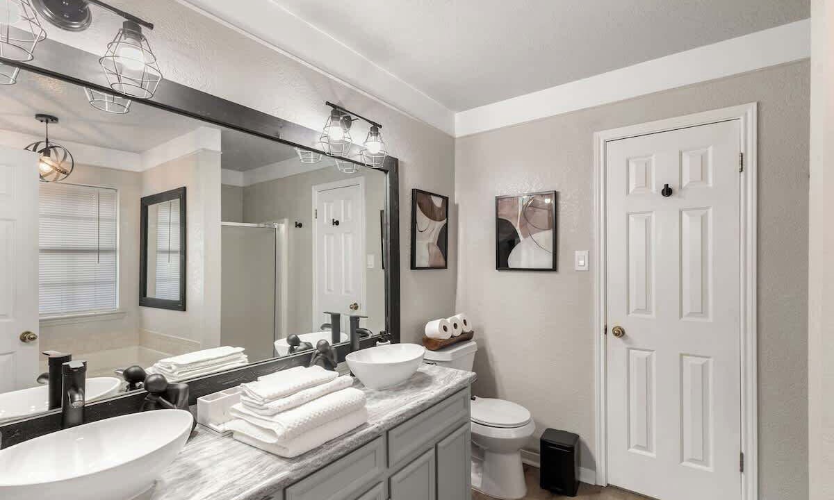 Photo of Bathroom in Killeen