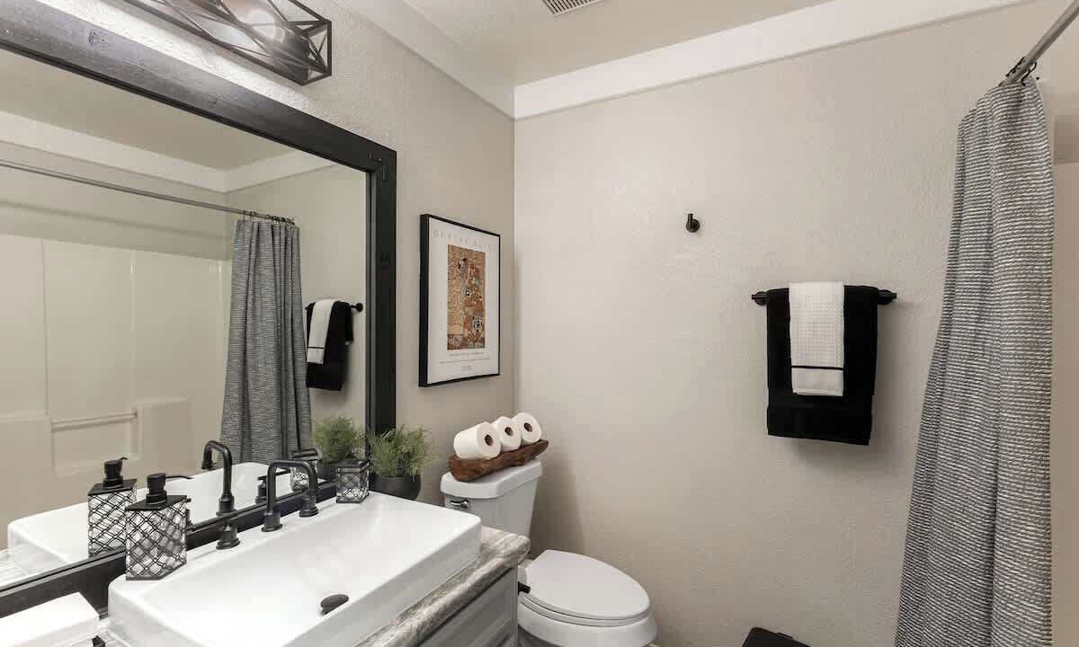 Photo of Bathroom in Killeen
