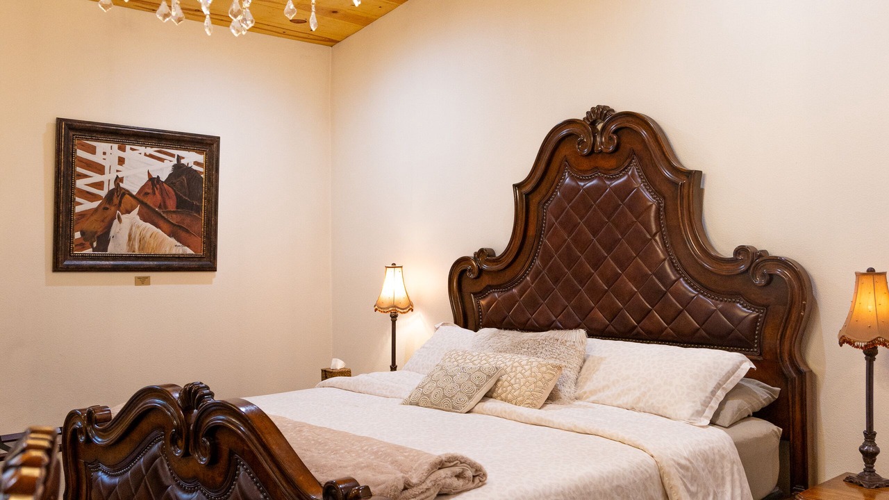 Photo of Bedroom in Valley View