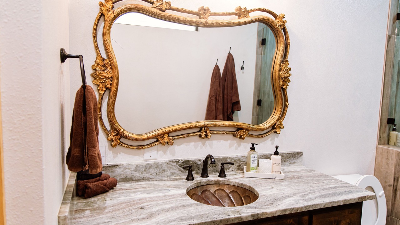 Photo of Bathroom in Valley View