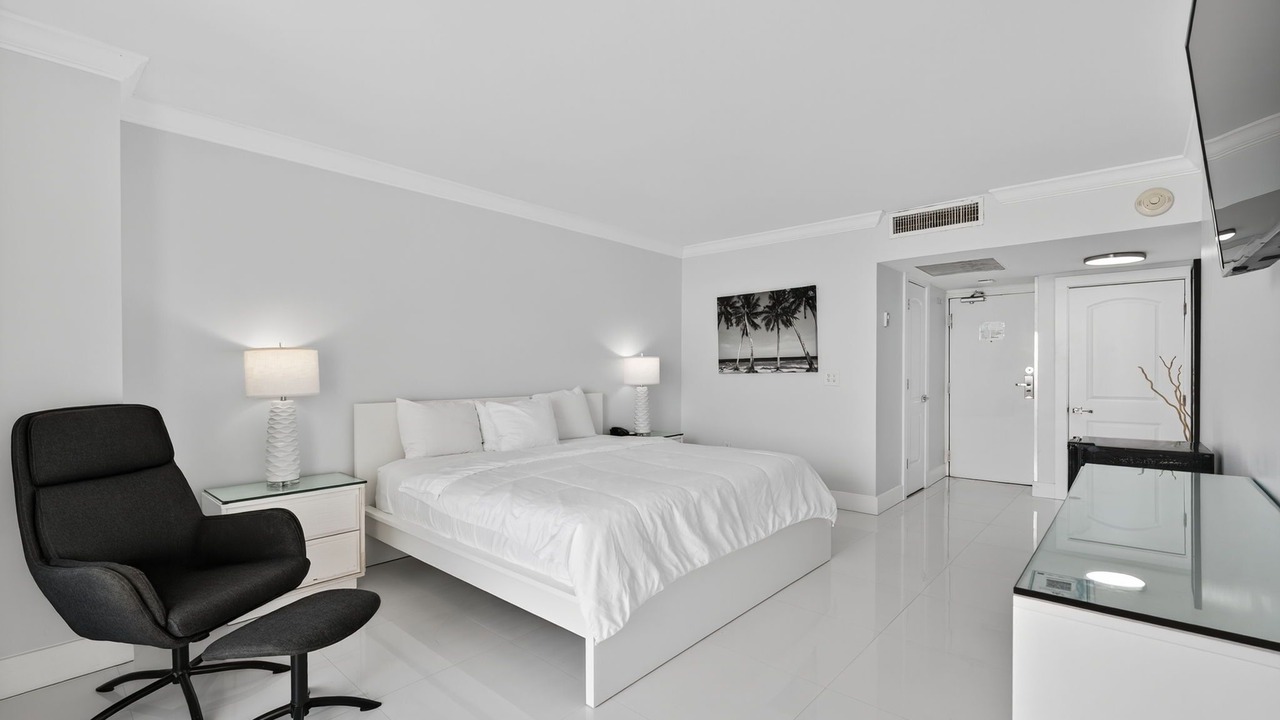 Photo of Bedroom in Galt Mile