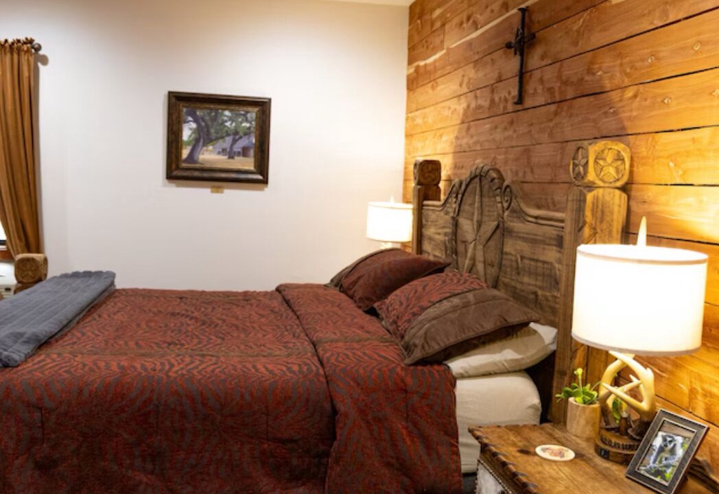 Photo of Bedroom in Valley View
