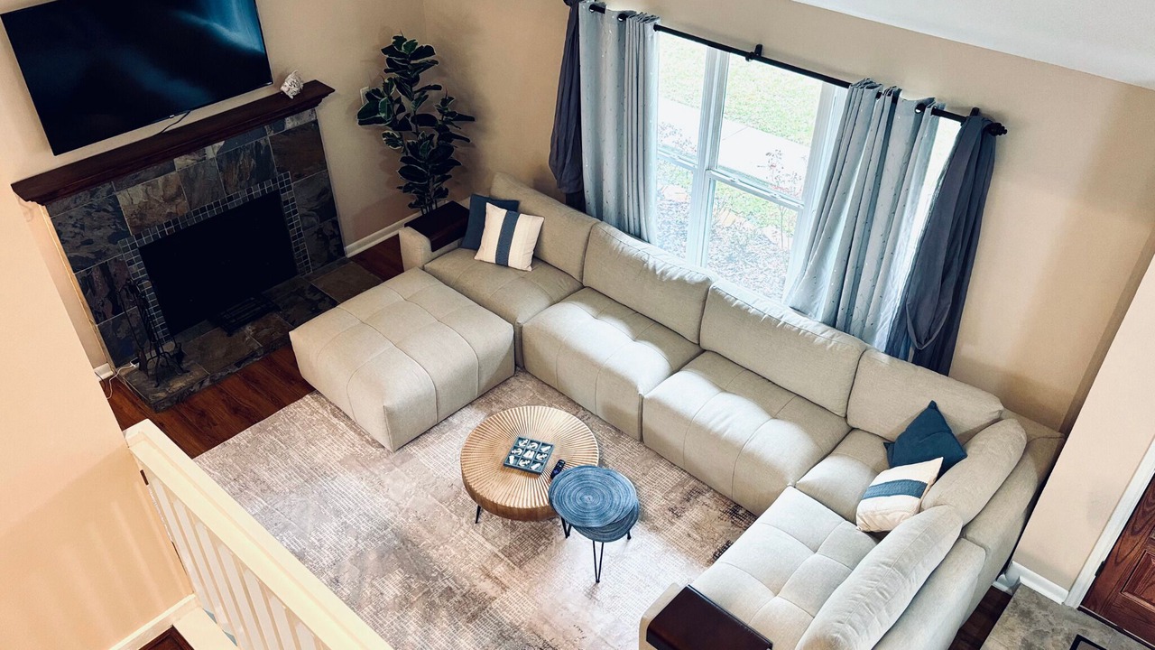 Photo of Livingroom in Spring