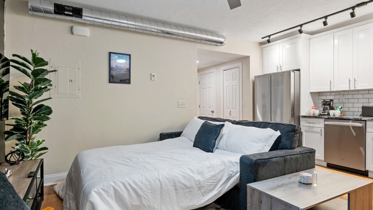 Photo of Bedroom in East Liberty