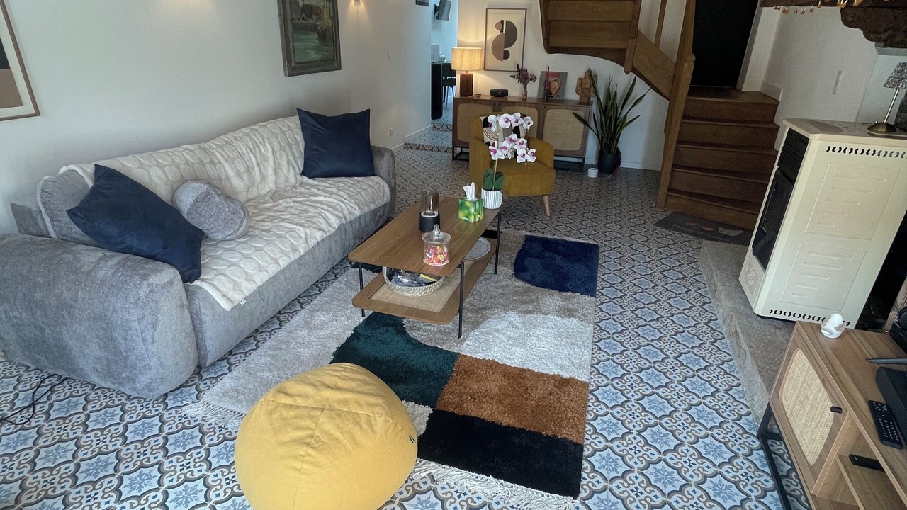 Photo of Livingroom in La Chapelle-de-Brain