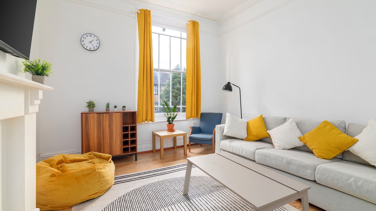 Photo of Livingroom in Brixton