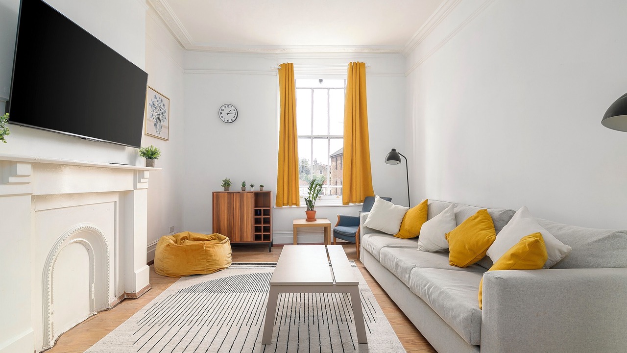 Photo of Livingroom in Brixton