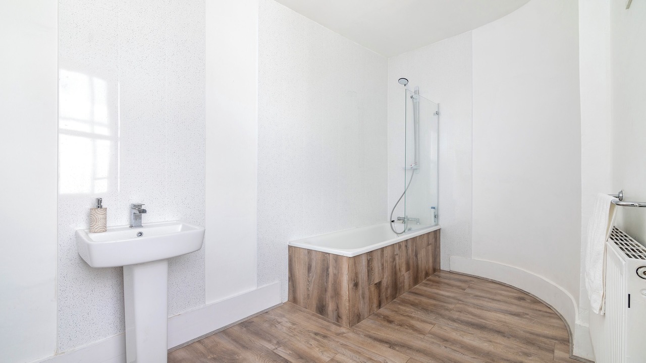 Photo of Bathroom in Brixton