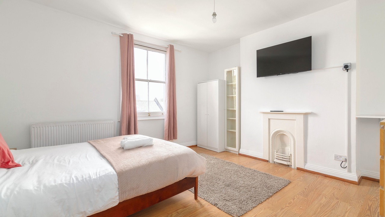 Photo of Bedroom in Brixton