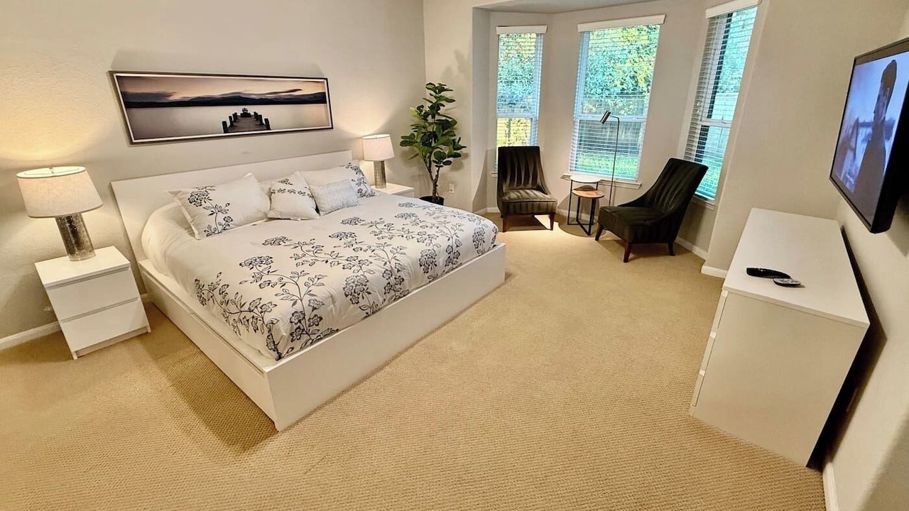 Photo of Bedroom in Spring