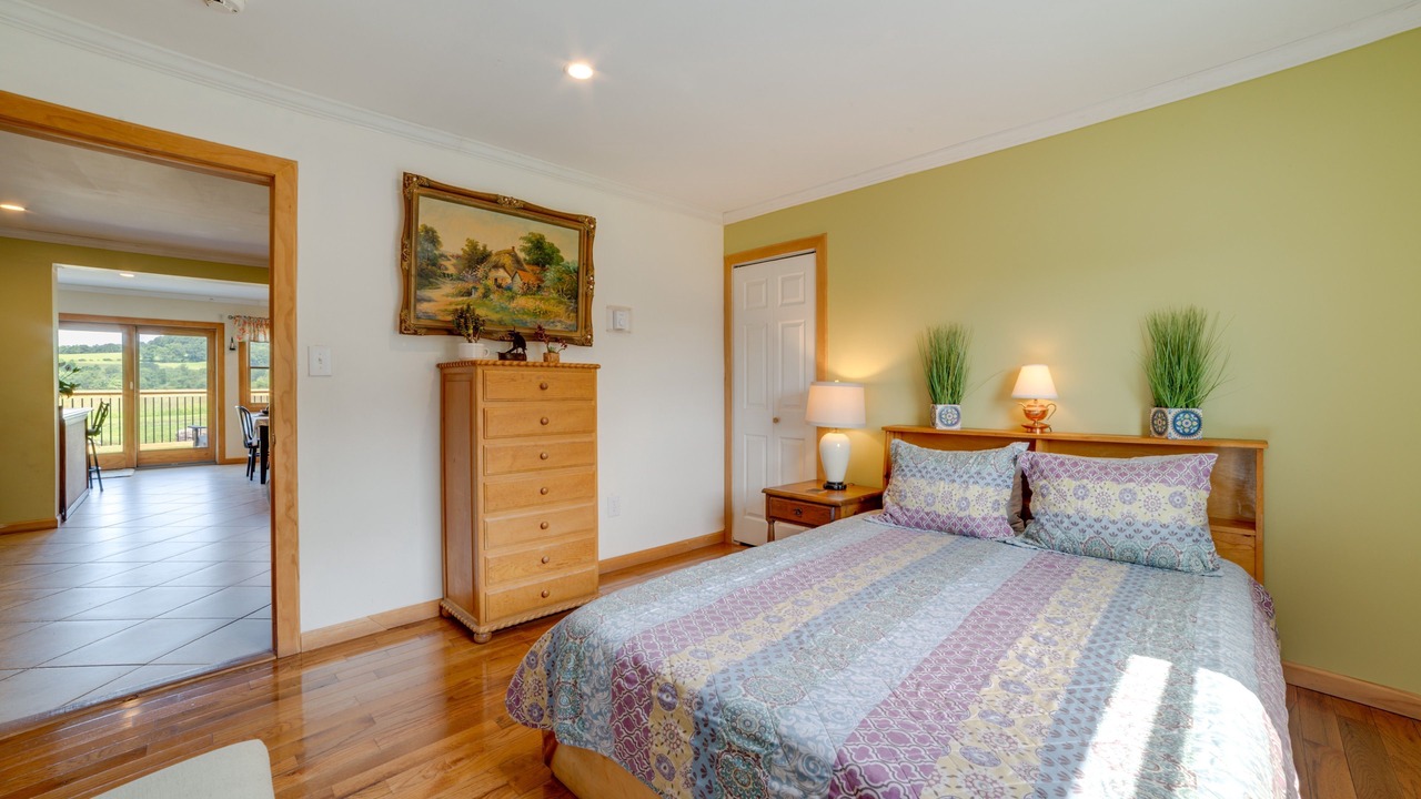 Photo of Bedroom in Hancock