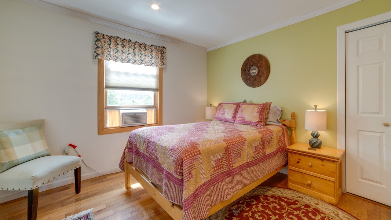 Photo of Bedroom in Hancock