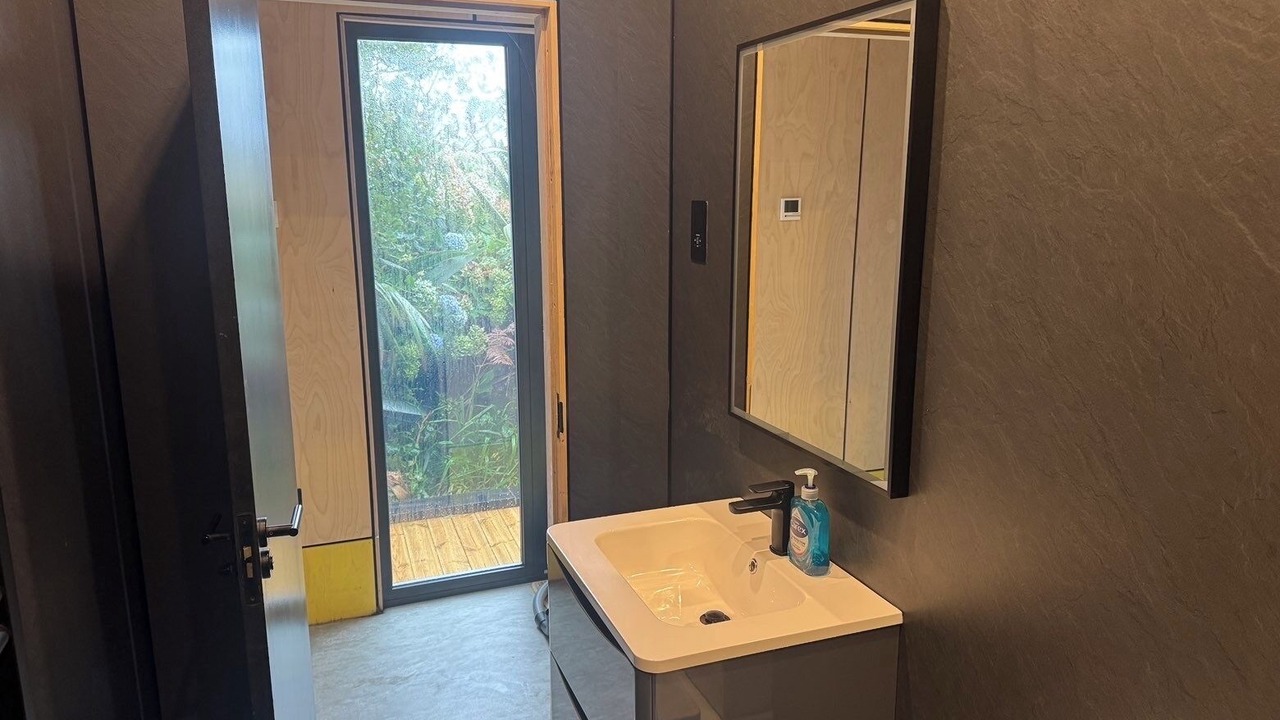 Photo of Bathroom in Sennen