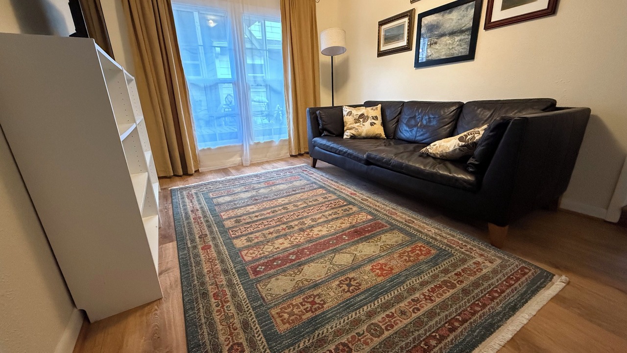 Photo of Livingroom in Hyde Park