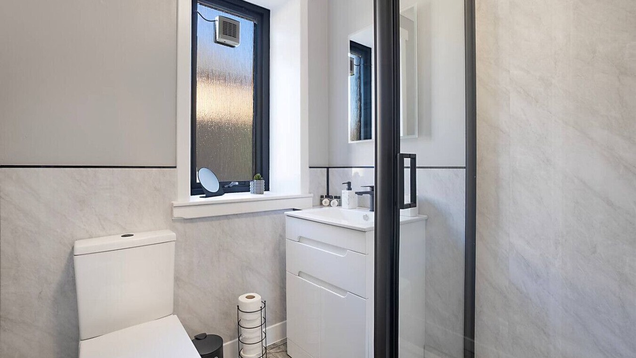 Photo of Bathroom in Central Aberdeen