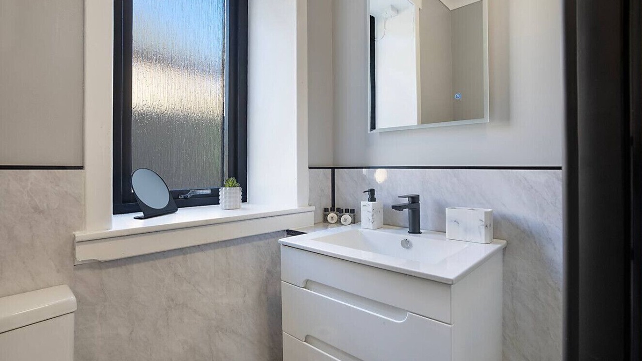 Photo of Bathroom in Central Aberdeen