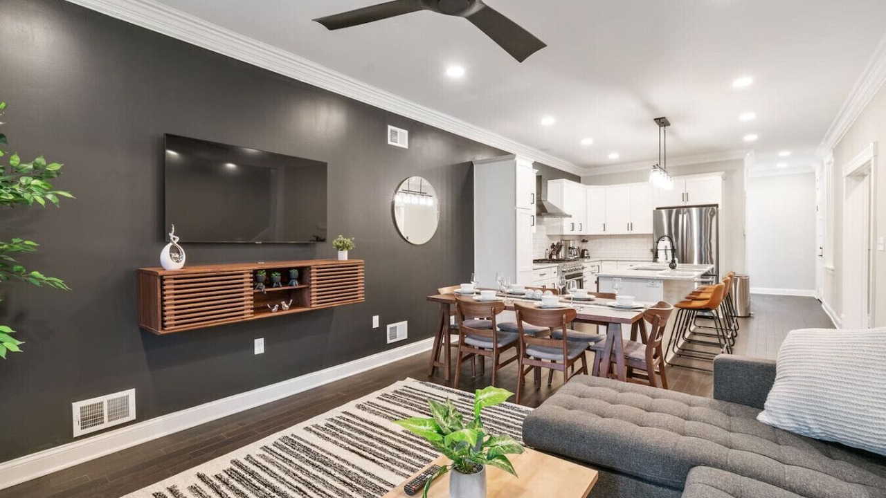 Photo of Livingroom in Shadyside
