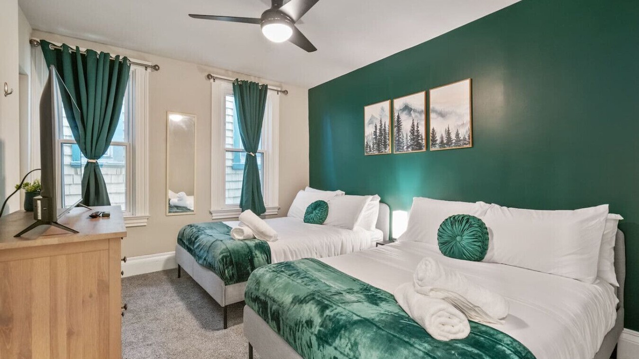 Photo of Bedroom in Shadyside