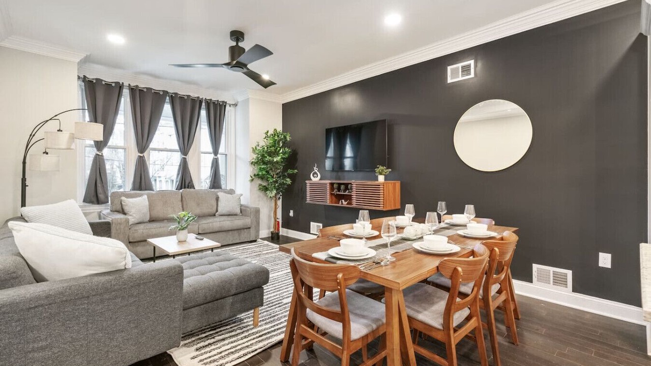 Photo of Livingroom in Shadyside