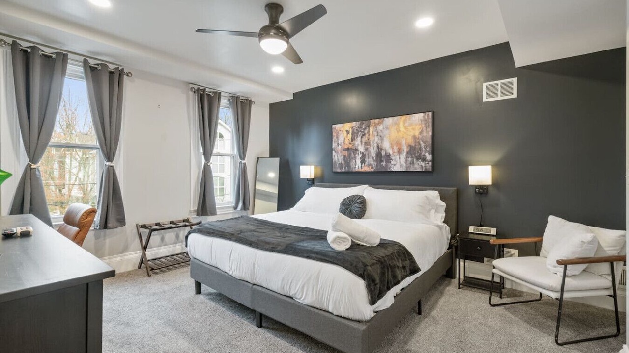 Photo of Bedroom in Shadyside